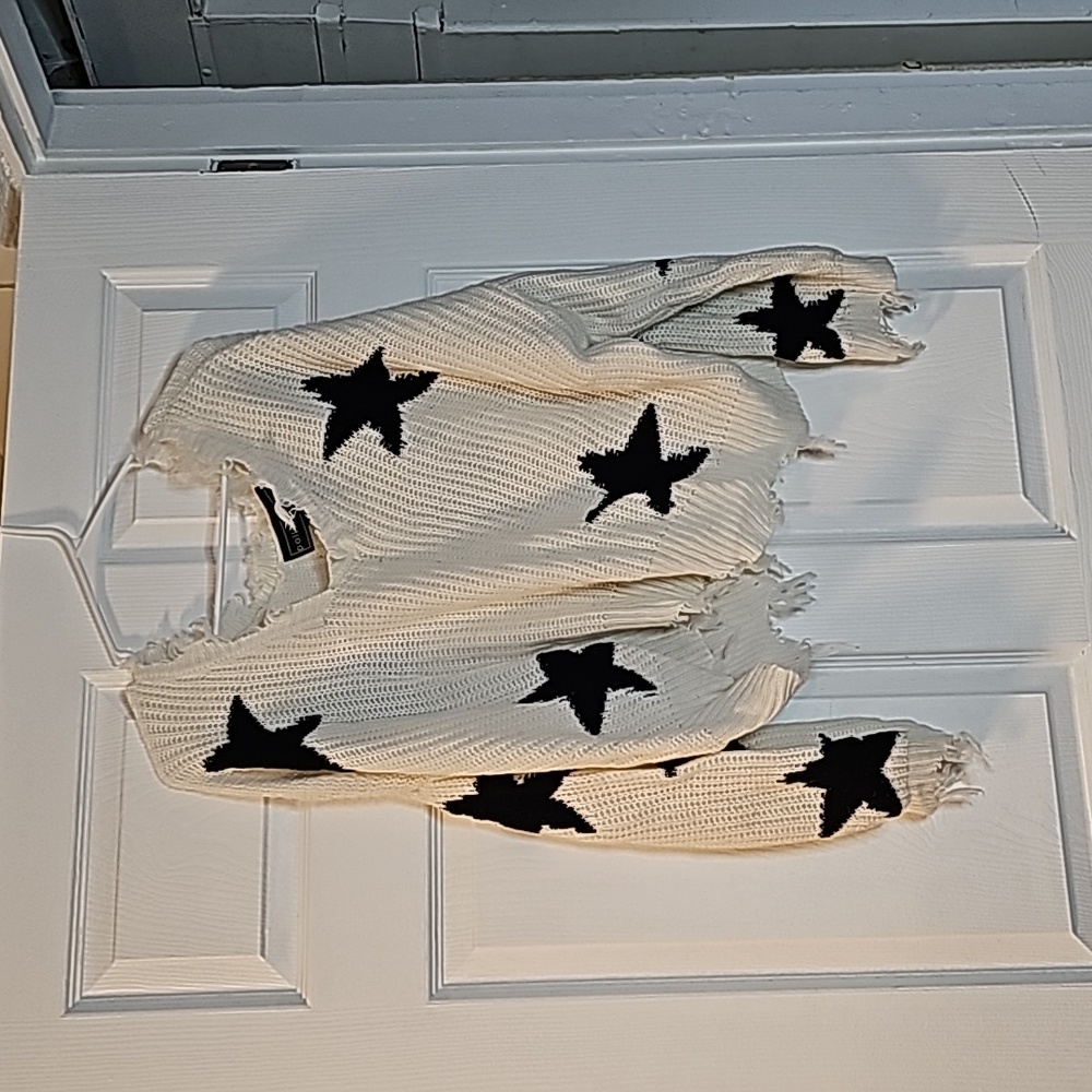 Women's sweater